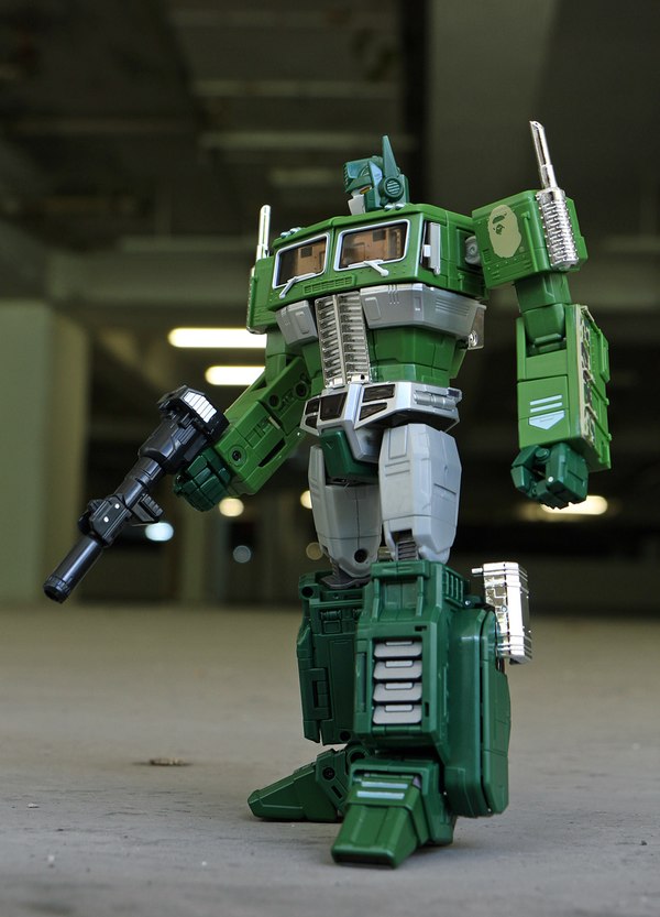 New Images Bathing Ape Masterpiece MP 10 Convoy Bape Version Green Redeco Figure  (4 of 18)